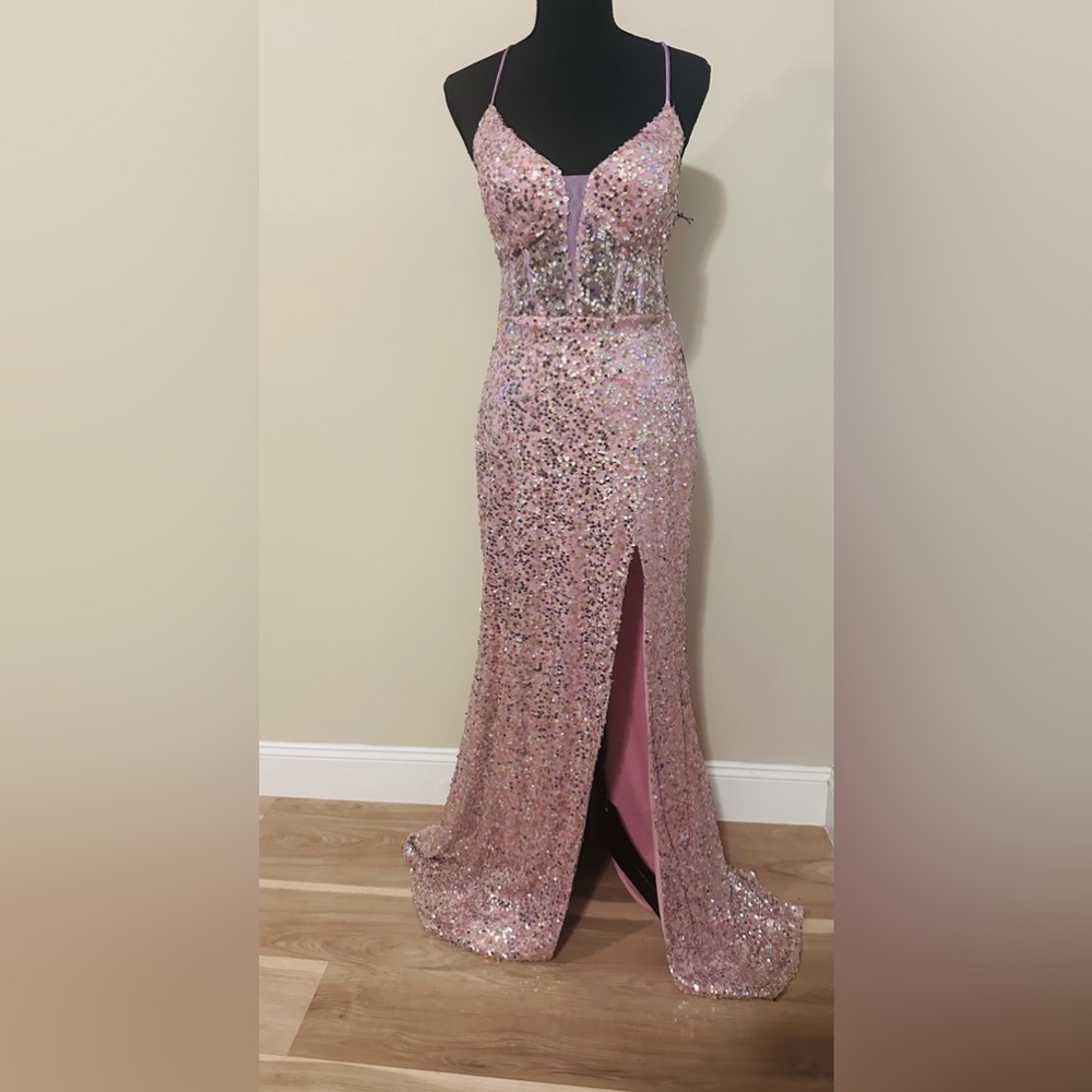 NWT‼️ City Triangles Lilac Sequins Dress